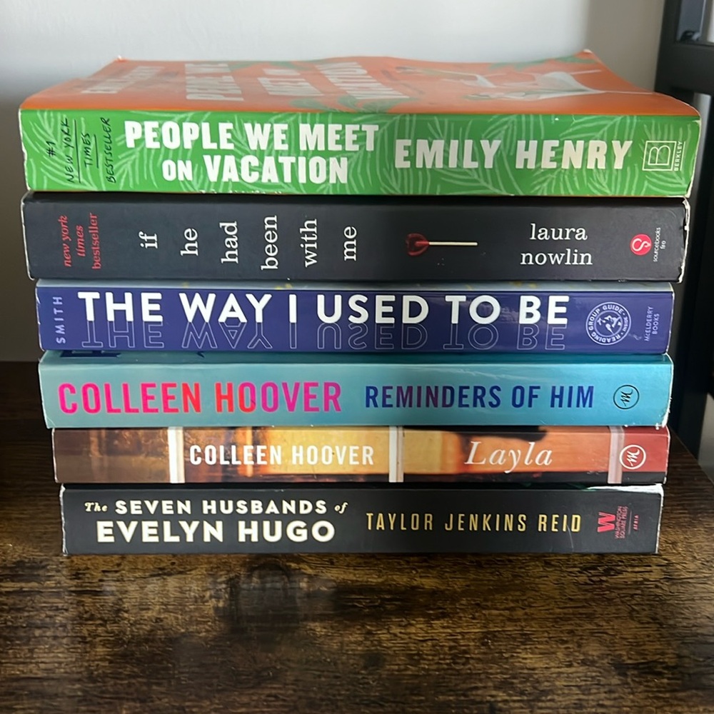 Book bundle - young adult / fiction / romance